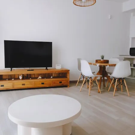 Casa Tasya Centre アパート コラレホ